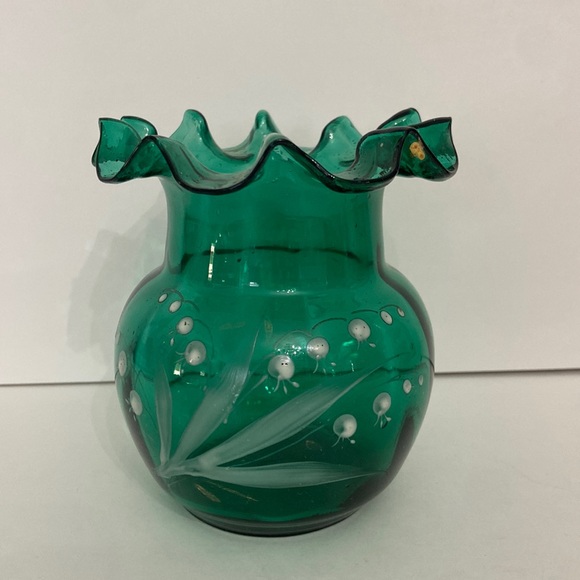 Vtg. Hand Blown, Hand Painted, Emerald Green Vase - Picture 1 of 8